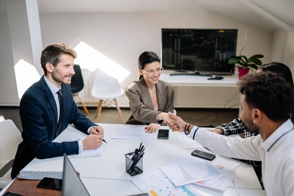 Technology solutions for real estate advisory